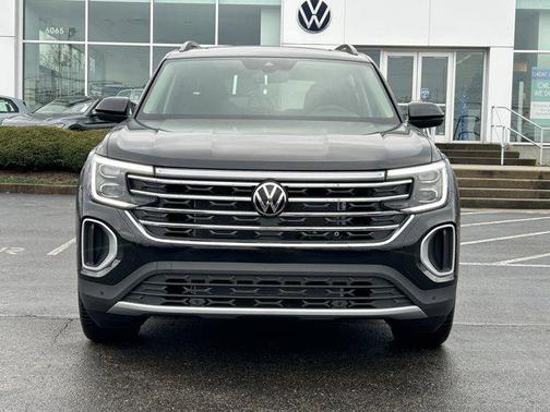 2026 Volkswagen Atlas 2.0T SE w/Technology 4MOTION