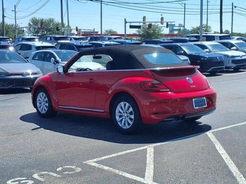 2018 Volkswagen Beetle 2.0T S