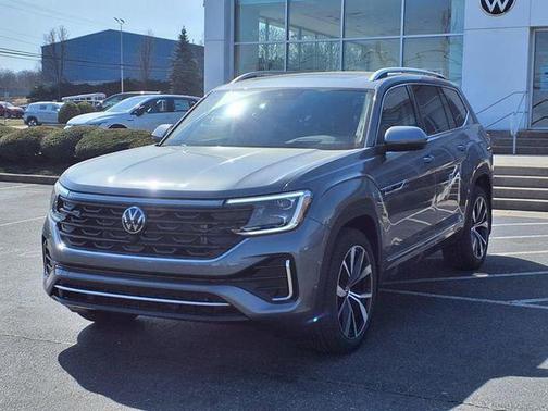 Gray Metallic 2025 Volkswagen Atlas 2.0T SEL Premium R-Line 4MOTION