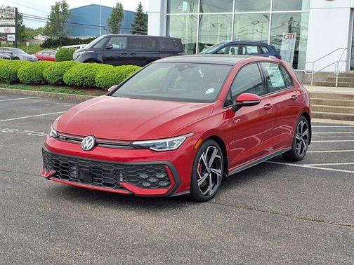 2025 Volkswagen Golf GTI 2.0T SE DSG