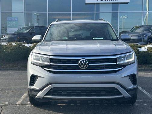 2022 Volkswagen Atlas 3.6L SE w/Technology
