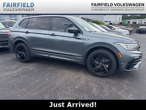 2023 Volkswagen Tiguan 2.0T SE R-Line Black