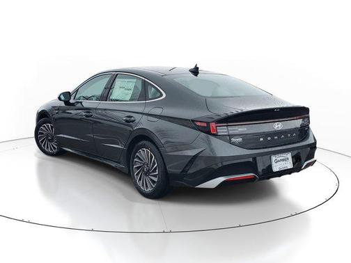 2026 Hyundai SONATA Hybrid SE