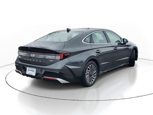 2026 Hyundai SONATA Hybrid SE