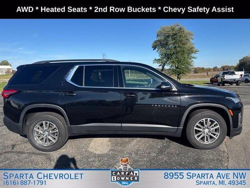 Black Metallic 2023 Chevrolet Traverse LT Cloth