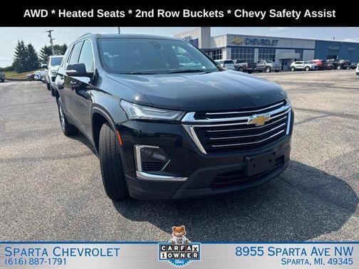 Black Metallic 2023 Chevrolet Traverse LT Cloth
