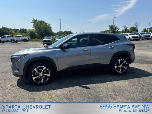 Sterling Gray Metallic 2024 Chevrolet Trax 1RS