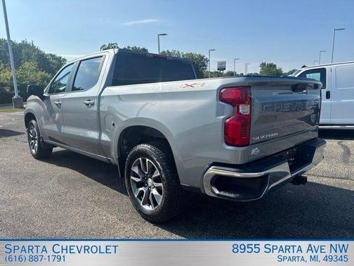 Sterling Gray Metallic 2024 Chevrolet Silverado 1500 LT