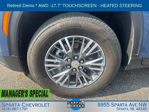 Lakeshore Blue 2025 Chevrolet Traverse LT