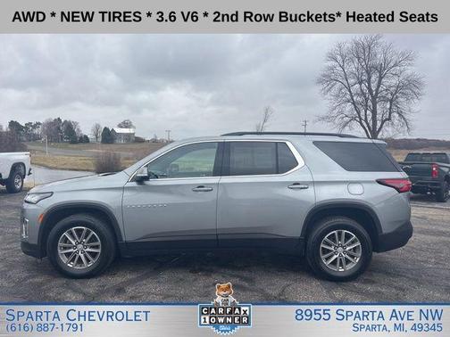 Sterling Gray Metallic 2023 Chevrolet Traverse LT Cloth