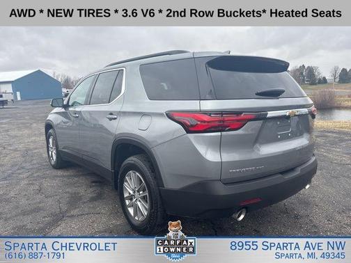 Sterling Gray Metallic 2023 Chevrolet Traverse LT Cloth