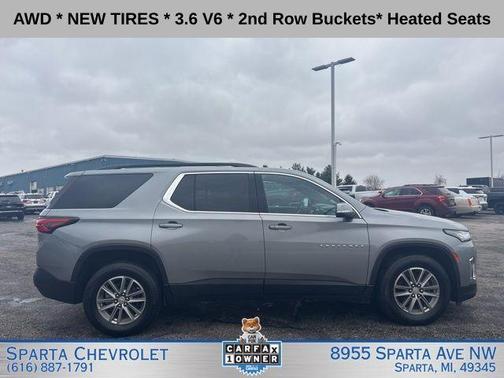 Sterling Gray Metallic 2023 Chevrolet Traverse LT Cloth