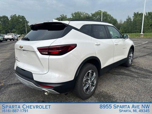 Pearl 2024 Chevrolet Blazer LT