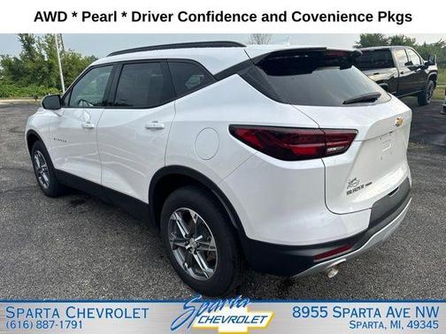 Pearl 2024 Chevrolet Blazer LT