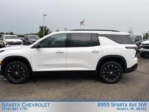 Summit White 2025 Chevrolet Traverse LT