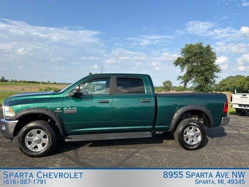 Timberline Green Pearlcoat 2015 RAM 2500 Big Horn