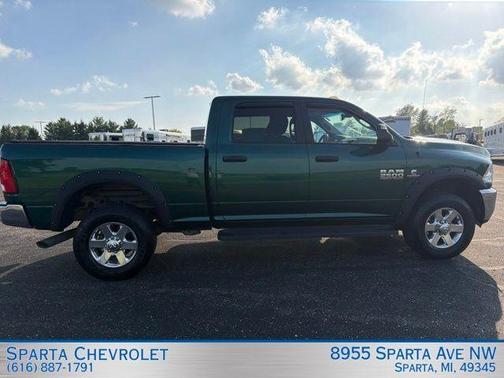 Timberline Green Pearlcoat 2015 RAM 2500 Big Horn