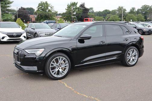 2021 Audi e-tron Prestige