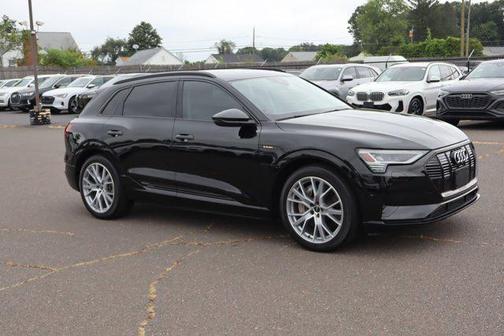 2021 Audi e-tron Prestige