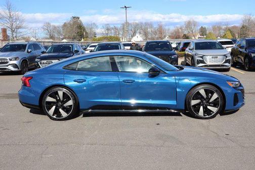 2023 Audi e-tron GT Prestige quattro