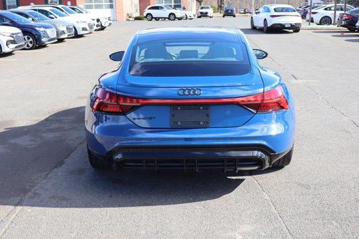 2023 Audi e-tron GT Prestige quattro