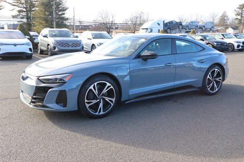 2023 Audi e-tron GT Premium Plus quattro