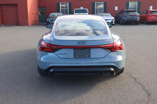 2023 Audi e-tron GT Premium Plus quattro