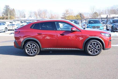 2025 BMW X2 xDrive28i