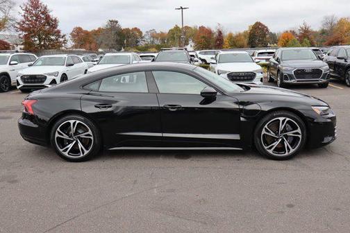 2022 Audi e-tron GT Prestige