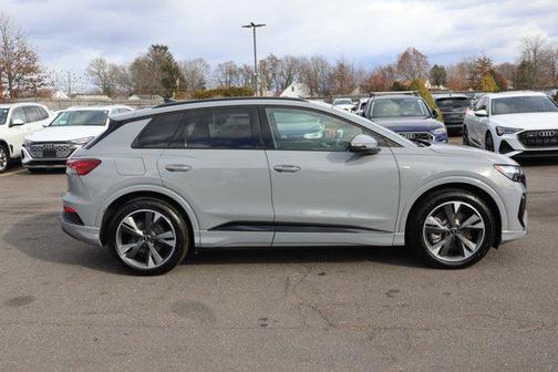 2024 Audi Q4 e-tron Premium 55 quattro