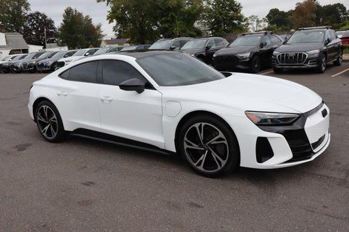2023 Audi e-tron GT Premium Plus quattro