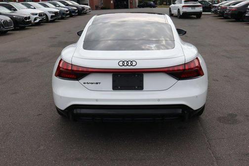 2023 Audi e-tron GT Premium Plus quattro