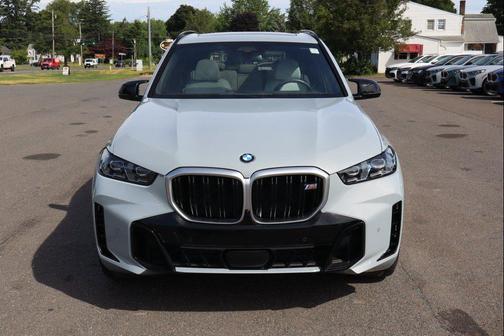Brooklyn Grey Metallic 2026 BMW X5 M60i