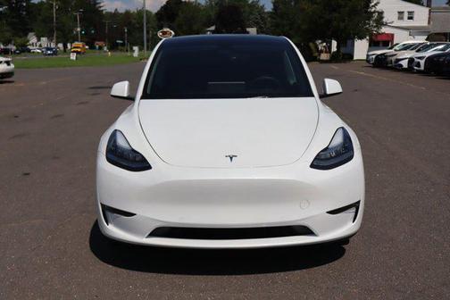 2022 Tesla Model Y Long Range Dual Motor All-Wheel Drive