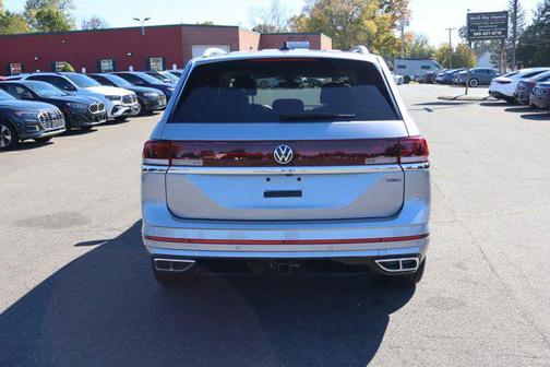 2024 Volkswagen Atlas 2.0T SEL Premium R-Line 4MOTION