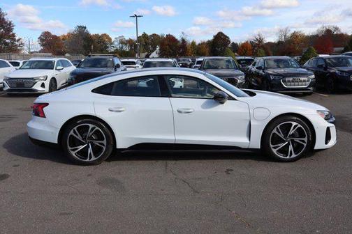 2022 Audi e-tron GT Prestige