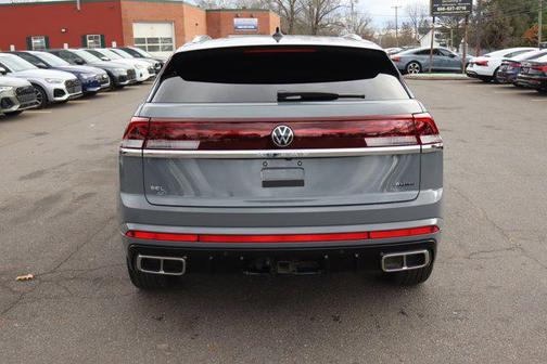 2024 Volkswagen Atlas Cross Sport 2.0T SEL