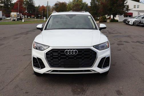 2023 Audi Q5 45 S line Premium Plus