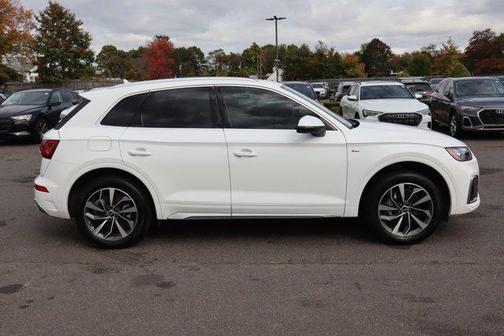 2023 Audi Q5 45 S line Premium Plus