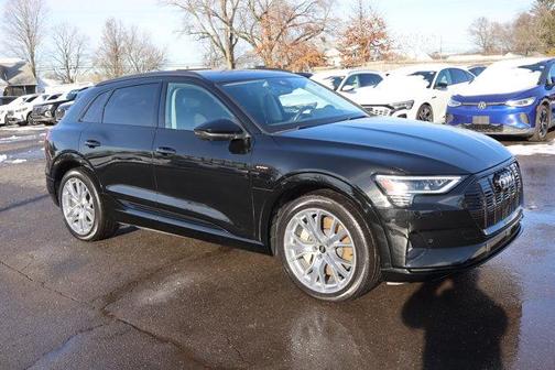 2021 Audi e-tron Prestige