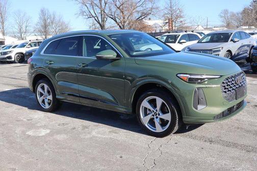 2025 Audi Q5 Premium Plus TFSI quattro S tronic