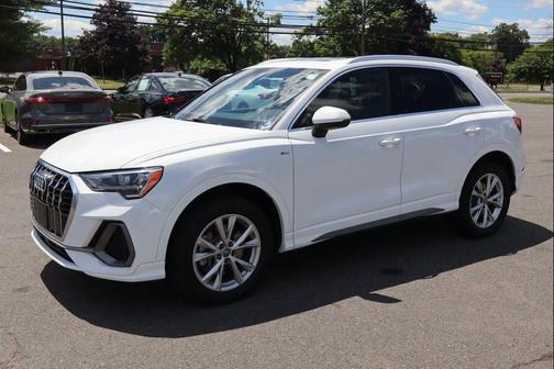 Ibis White 2021 Audi Q3 45 S line Premium