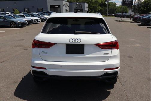 Ibis White 2021 Audi Q3 45 S line Premium