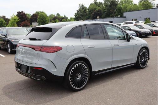 MANUFAKTUR Alpine Grey 2024 Mercedes-Benz AMG EQE 4MATIC+