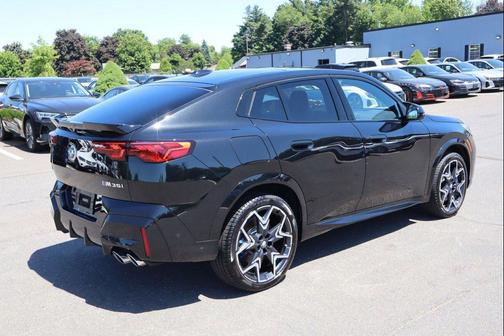 Black Sapphire Metallic 2025 BMW X2 M35i