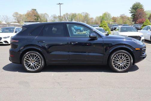 2022 Porsche Cayenne Platinum Edition