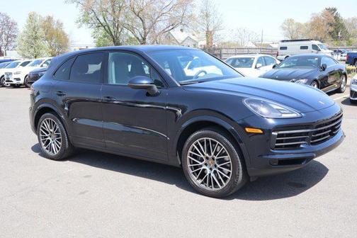 2022 Porsche Cayenne Platinum Edition