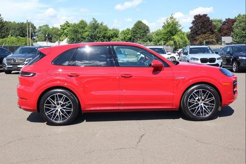 Carmine Red 2025 Porsche Cayenne Cayenne E-Hybrid