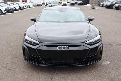 2022 Audi e-tron GT Premium Plus