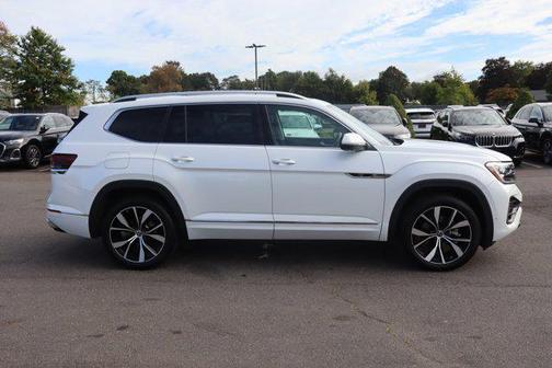 2025 Volkswagen Atlas 2.0T SEL Premium R-Line 4MOTION